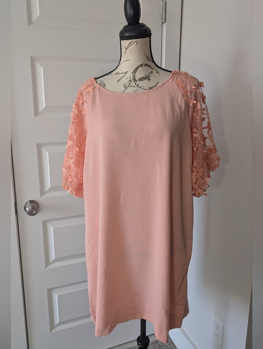 Umgee Coral Pink Lace Sleeve Midi Shift Dress Size M